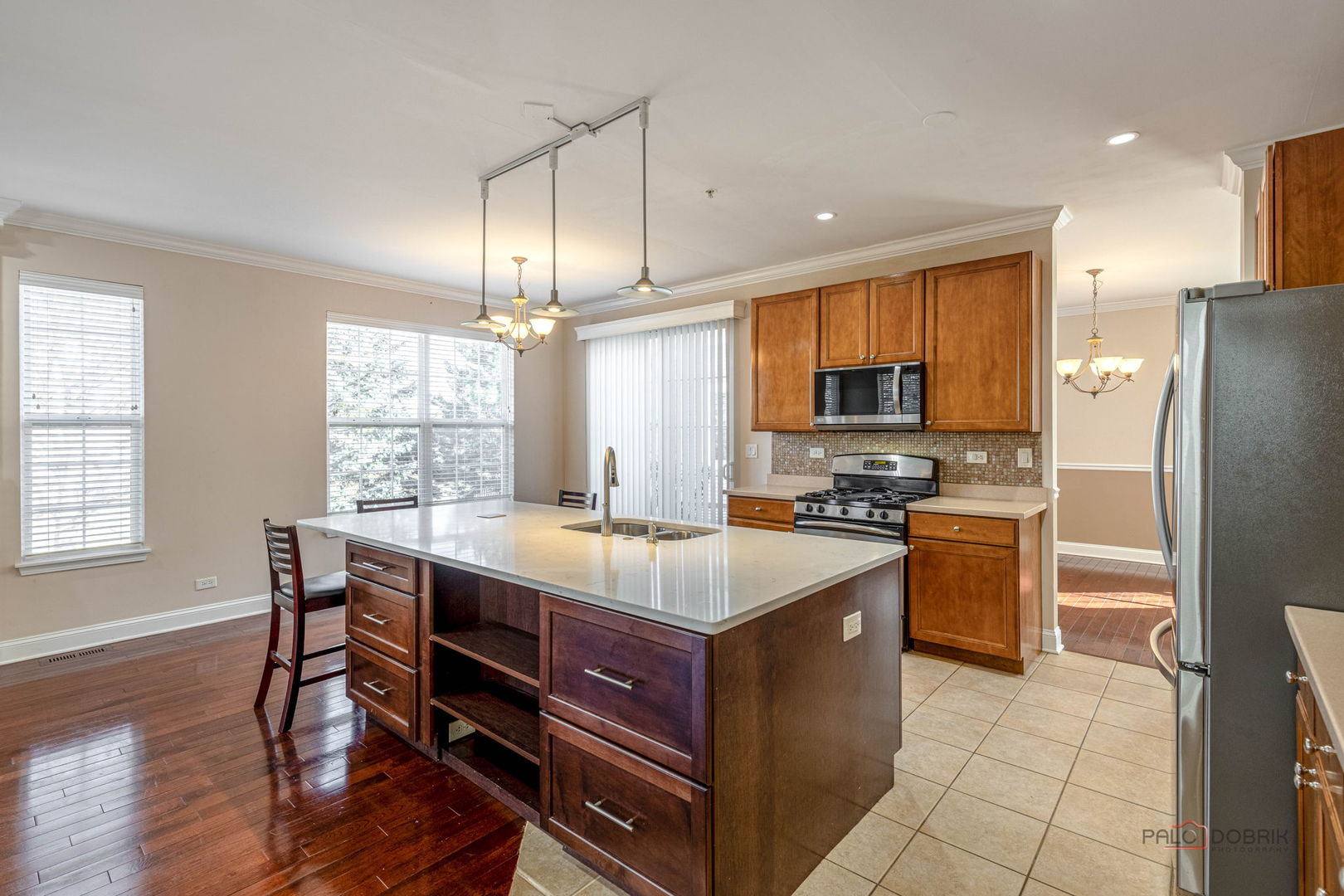 874 Savoy Court, Lake Zurich, IL 60047