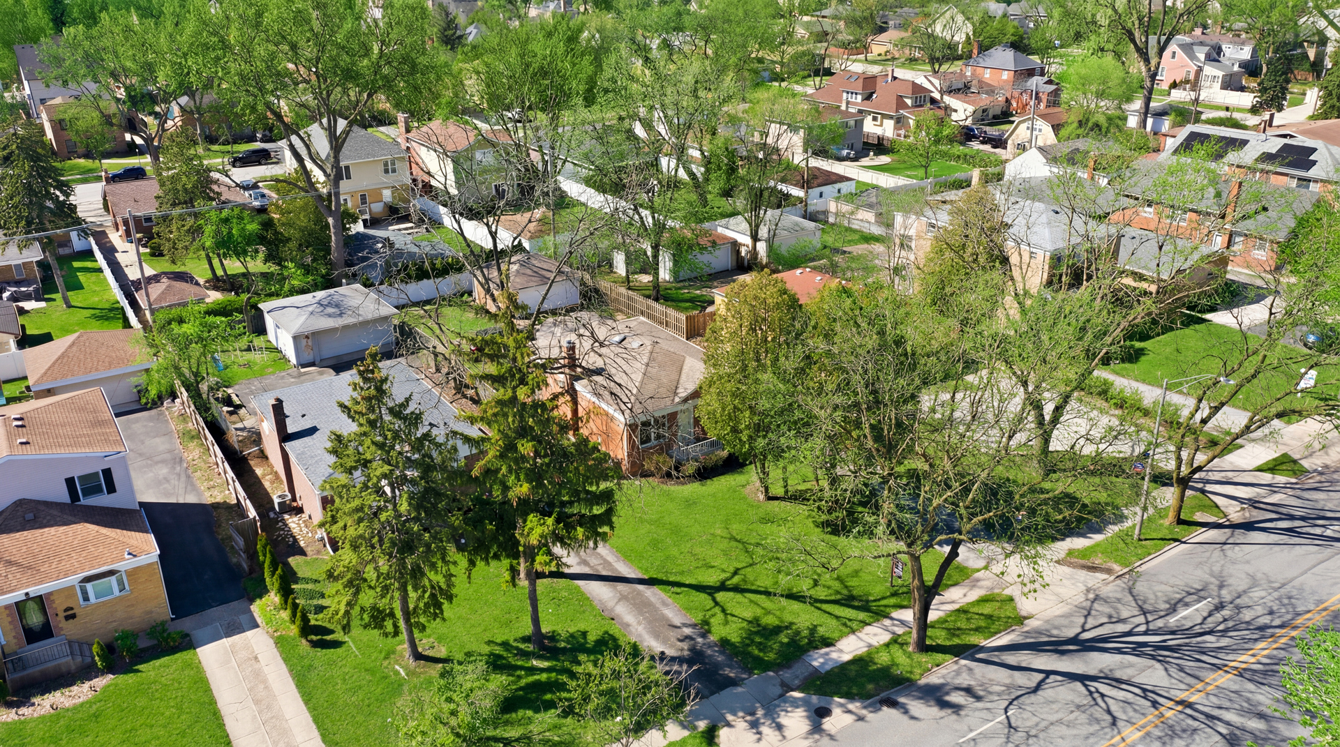 830 S La Grange Road, La Grange, IL 60525