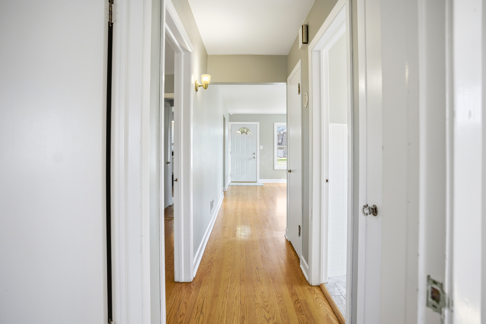 830 S La Grange Road, La Grange, IL 60525