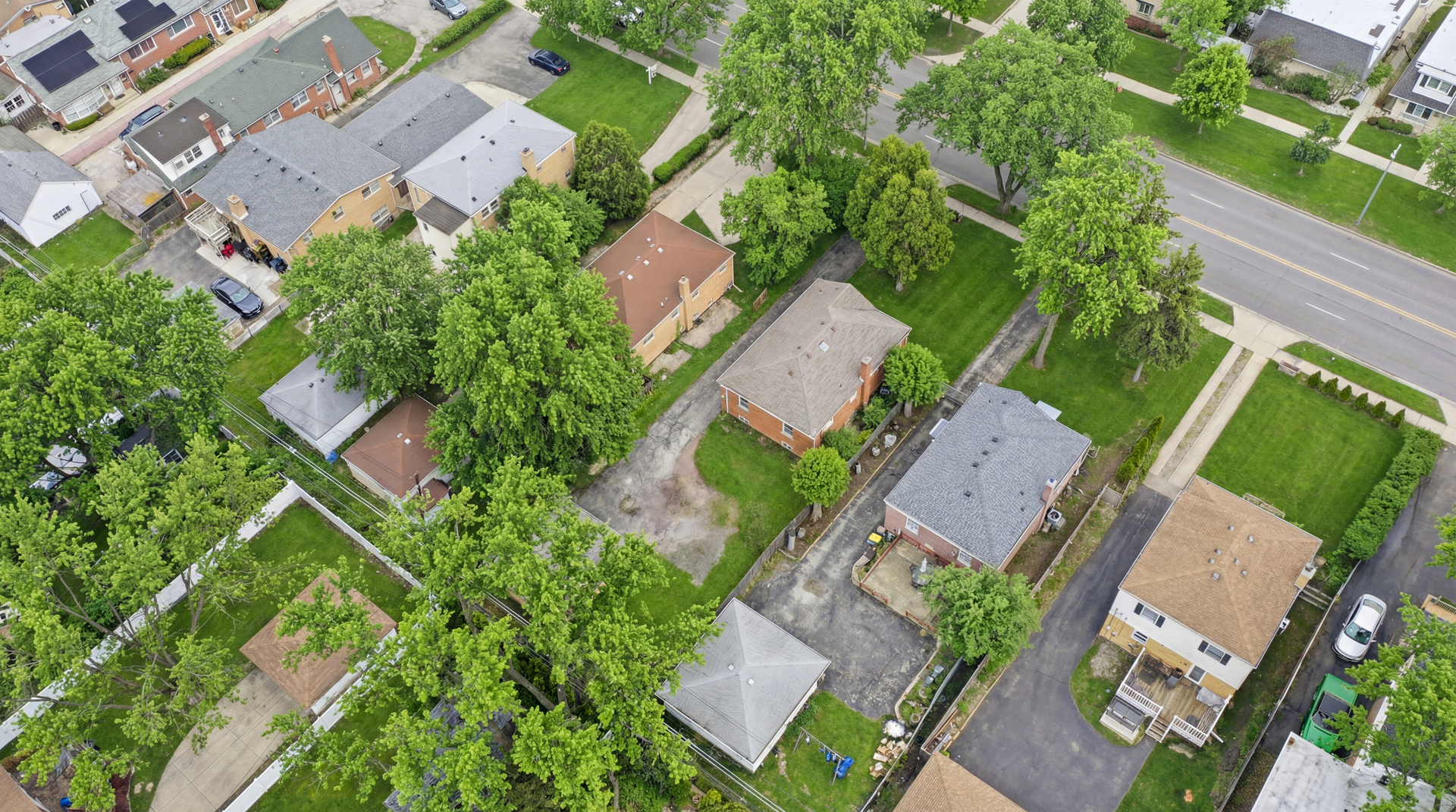 830 S La Grange Road, La Grange, IL 60525