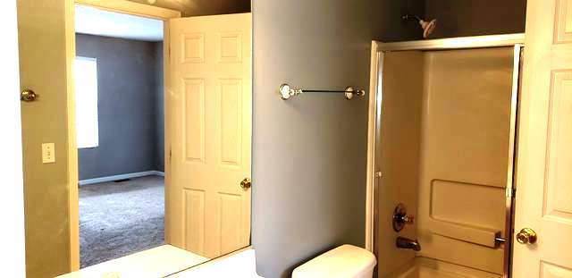 4012 BLACKSTONE Drive, Aurora, IL 60504