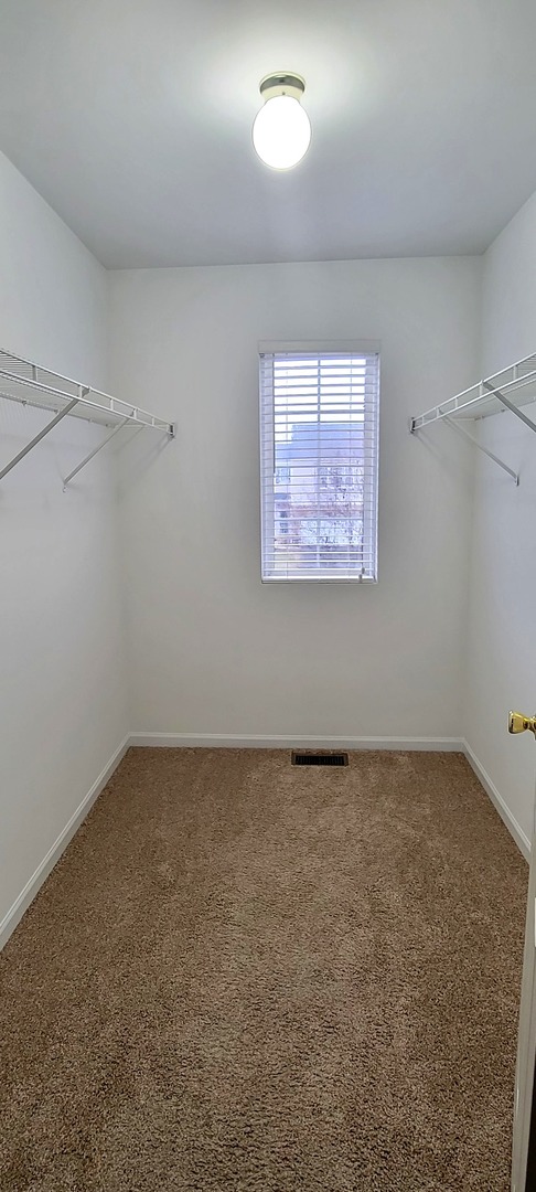 4012 BLACKSTONE Drive, Aurora, IL 60504