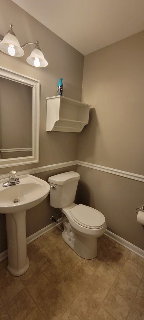 4012 BLACKSTONE Drive, Aurora, IL 60504