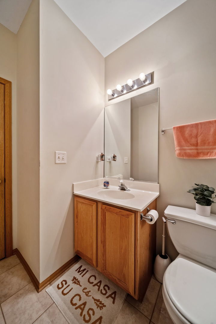 1702 Fieldstone Drive, Shorewood, IL 60404