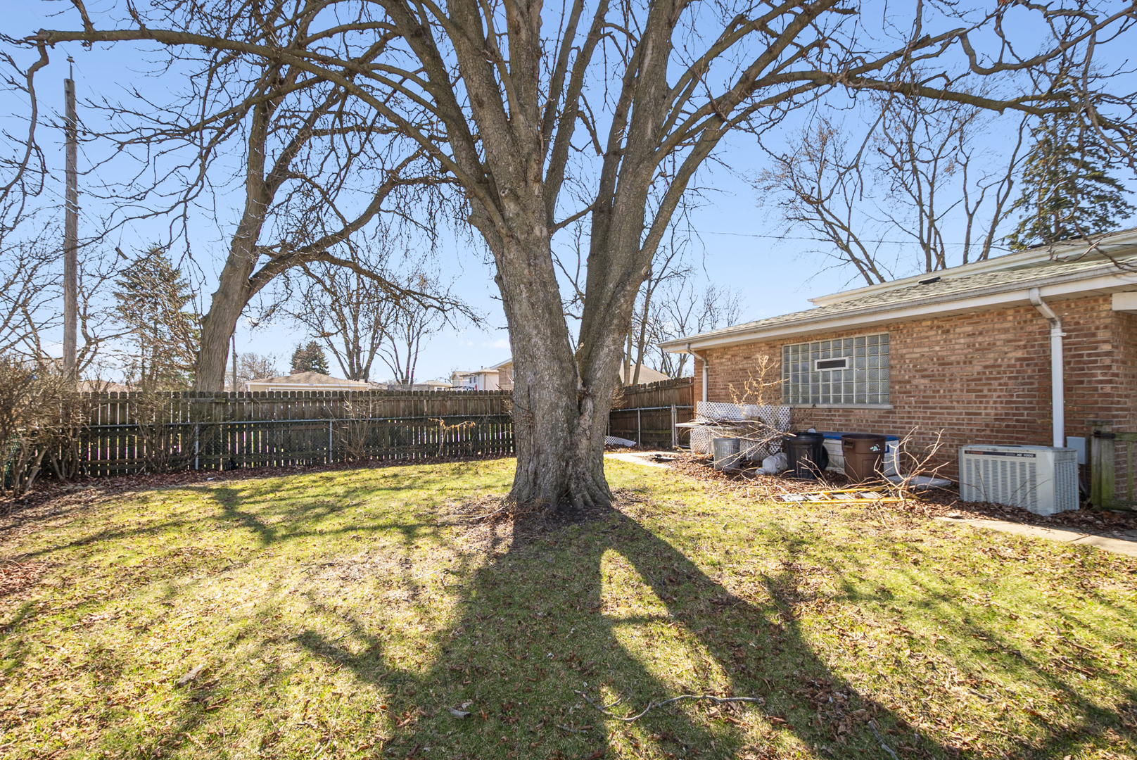 14455 Kedvale Avenue, Midlothian, IL 60445