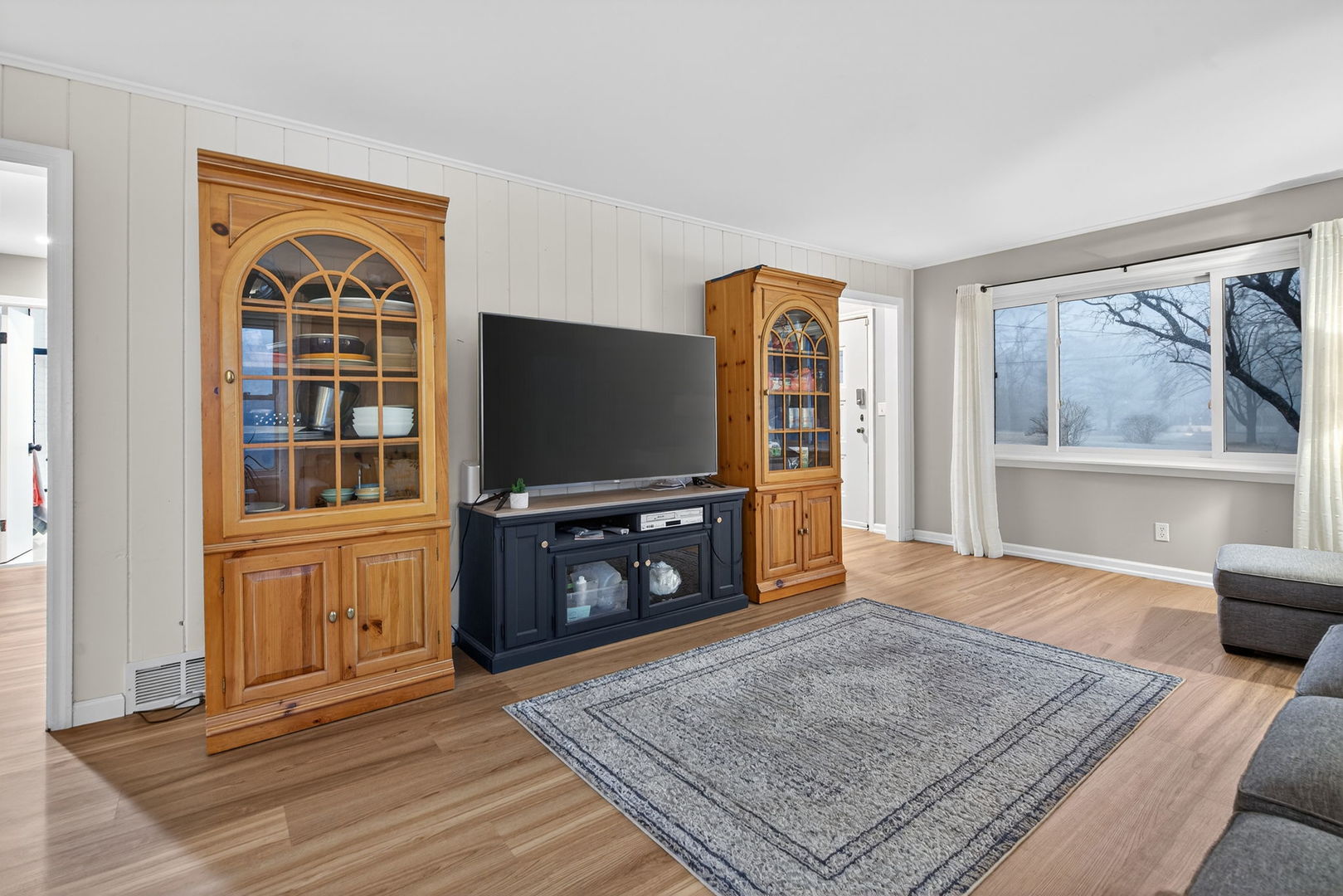 1111 N Cedar Road, New Lenox, IL 60451