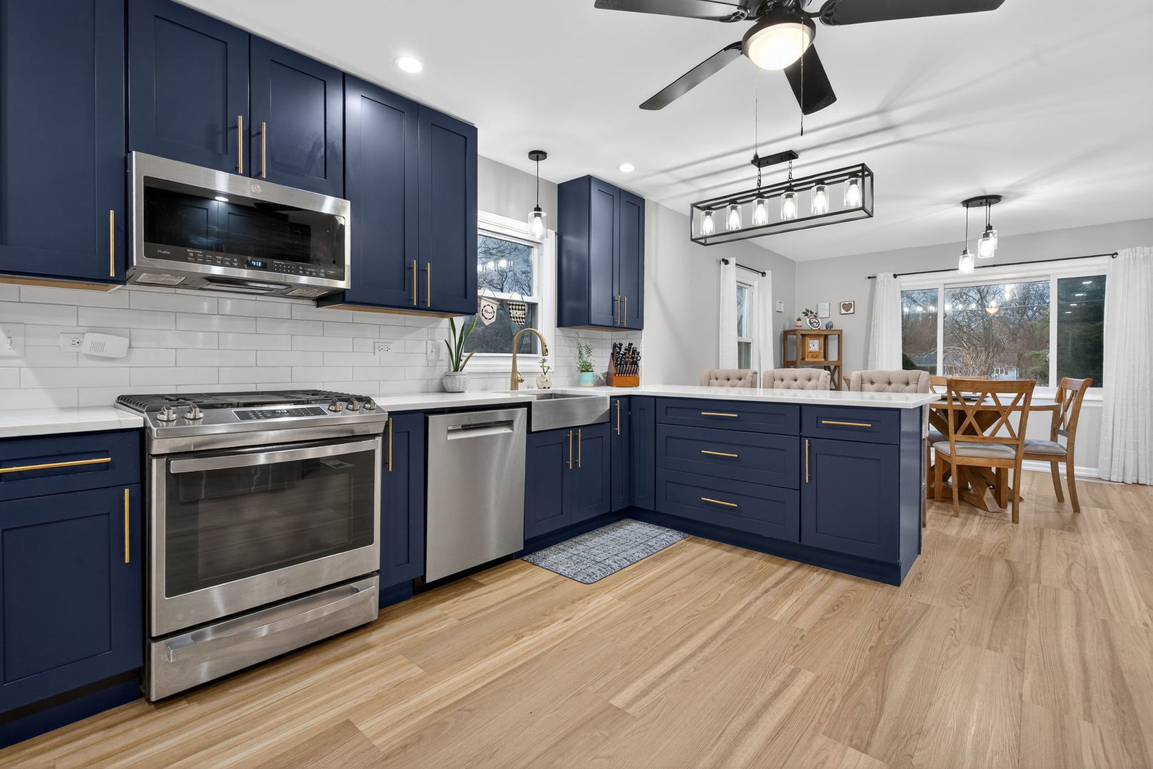 1111 N Cedar Road, New Lenox, IL 60451