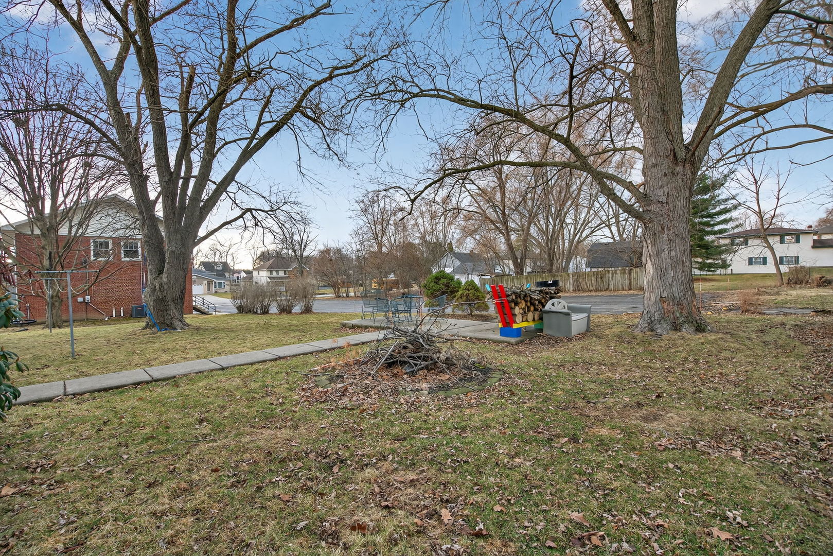 1111 N Cedar Road, New Lenox, IL 60451