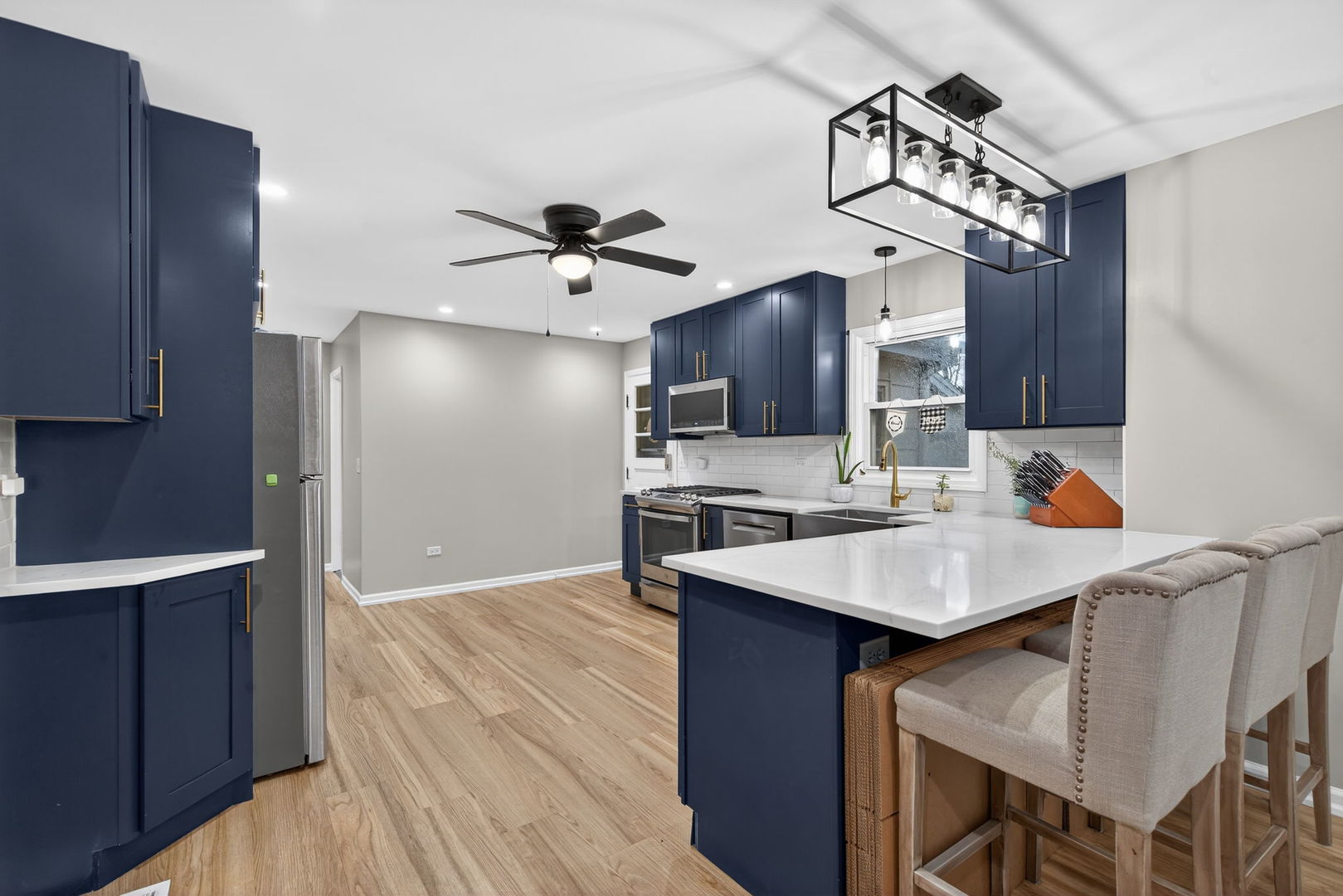 1111 N Cedar Road, New Lenox, IL 60451