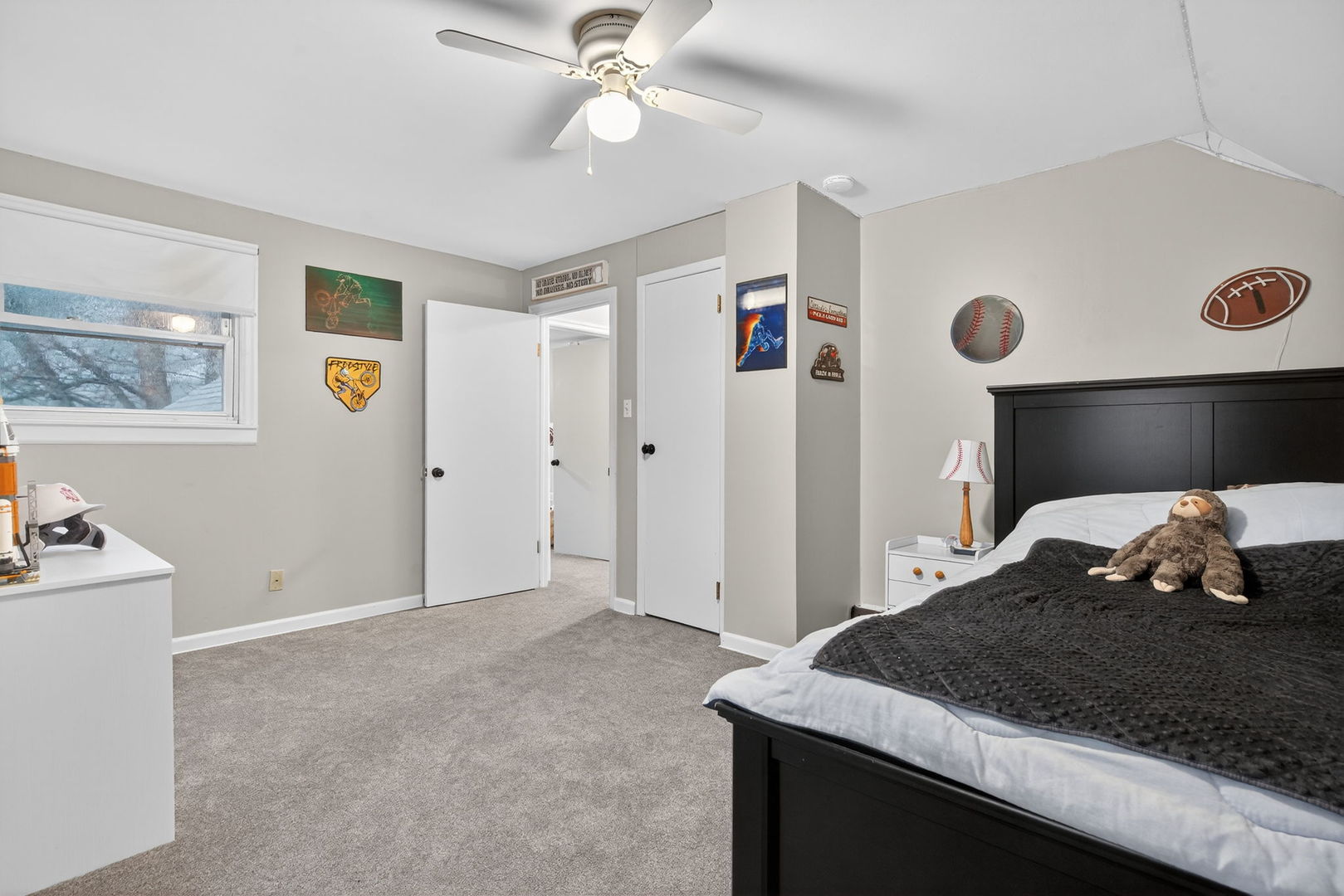 1111 N Cedar Road, New Lenox, IL 60451