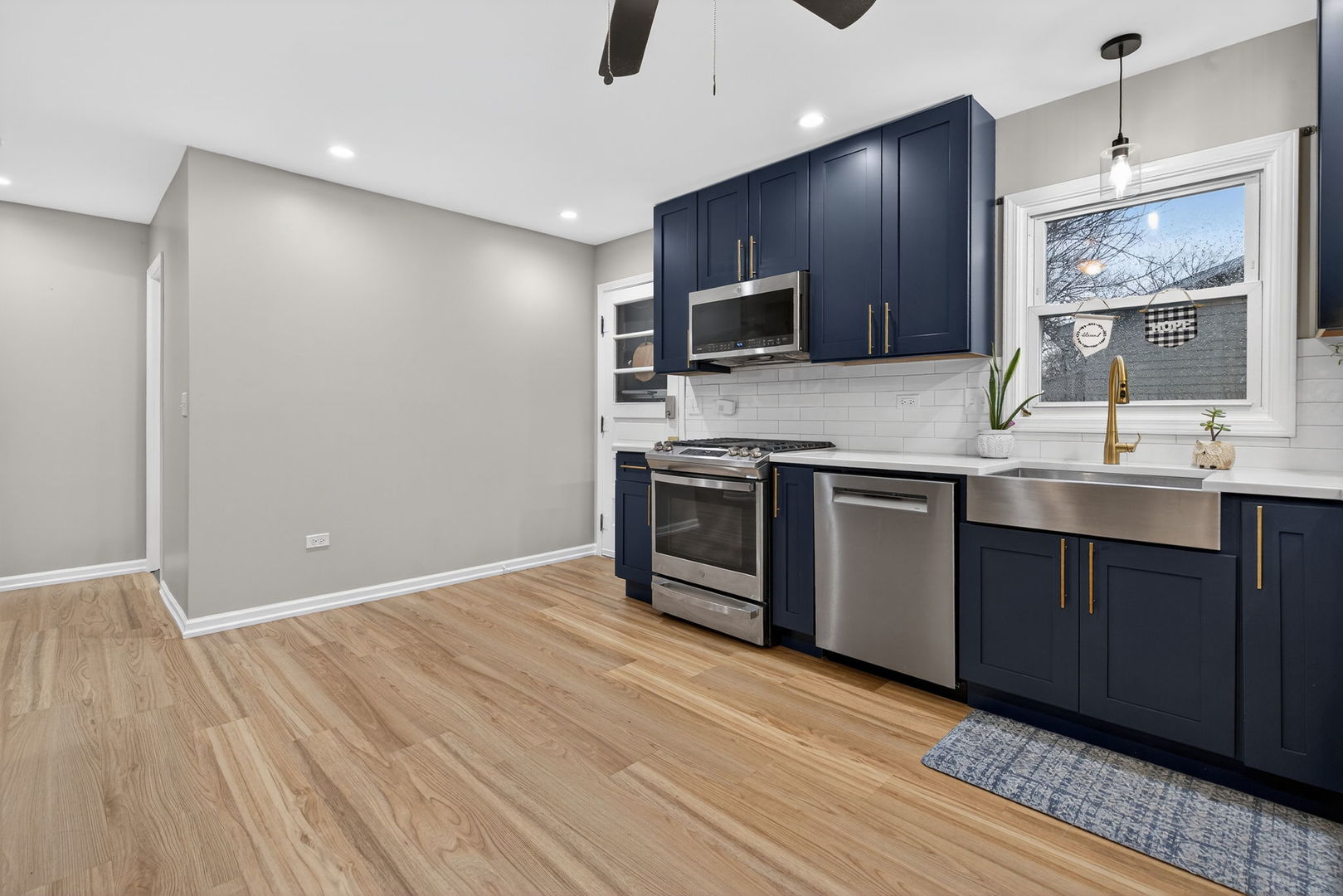 1111 N Cedar Road, New Lenox, IL 60451