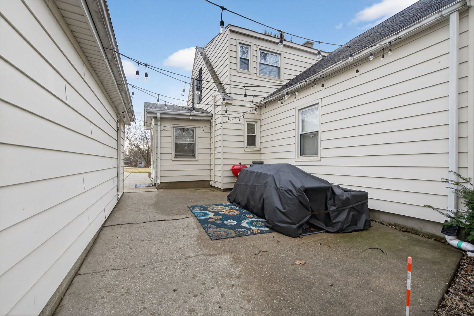 1111 N Cedar Road, New Lenox, IL 60451