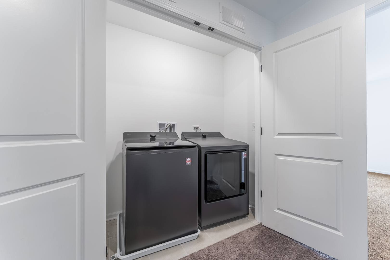 4429 Chelsea Manor Circle, Aurora, IL 60504