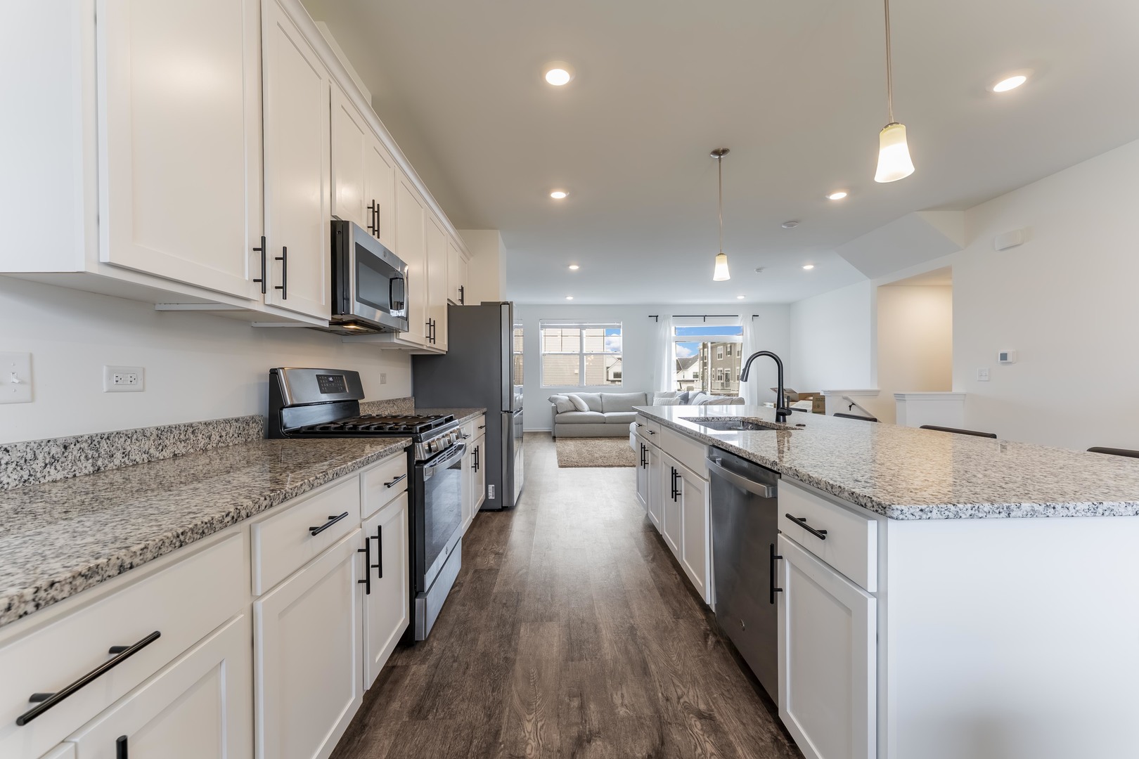 4429 Chelsea Manor Circle, Aurora, IL 60504