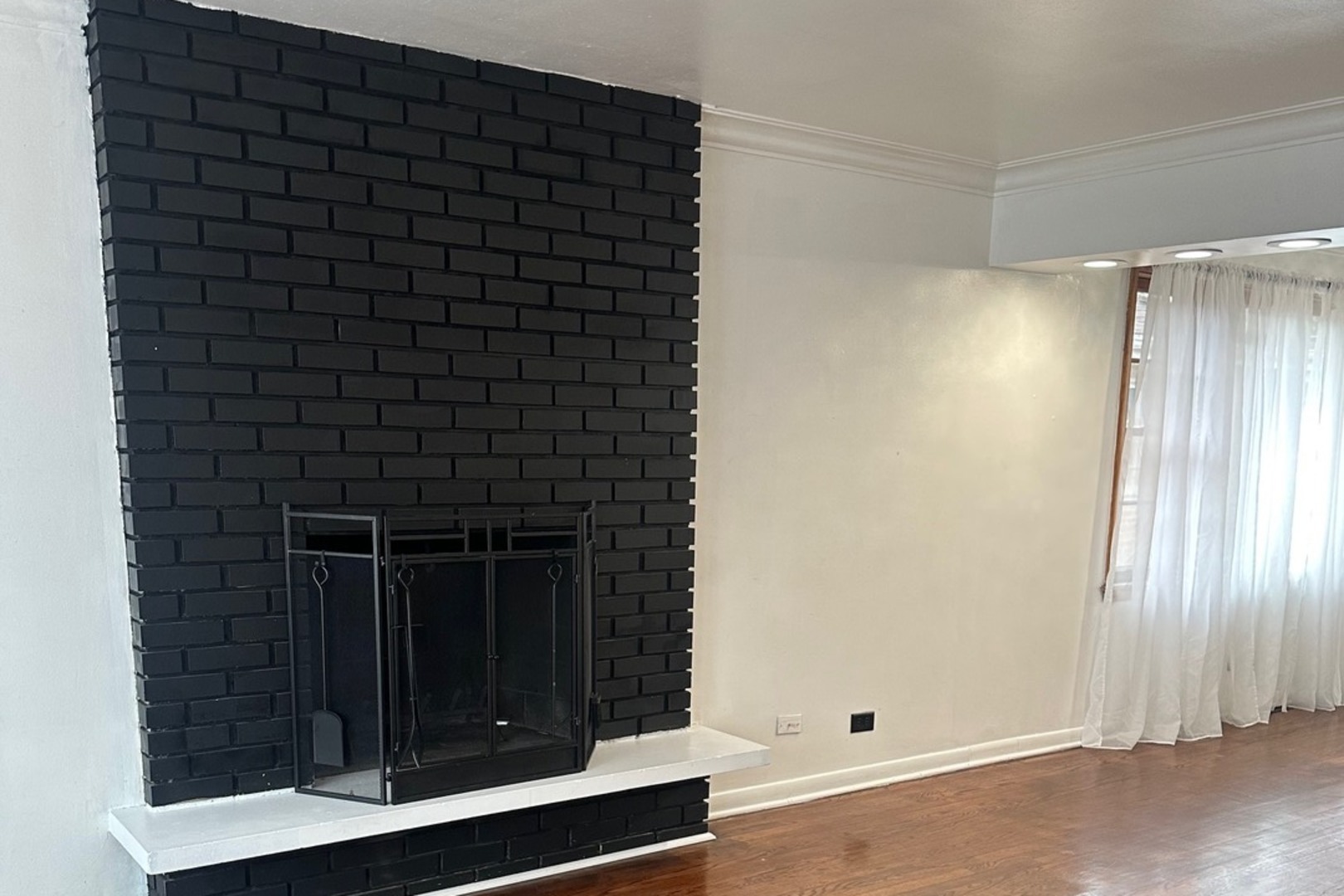 13620 S Atlantic Avenue, Riverdale, IL 60827