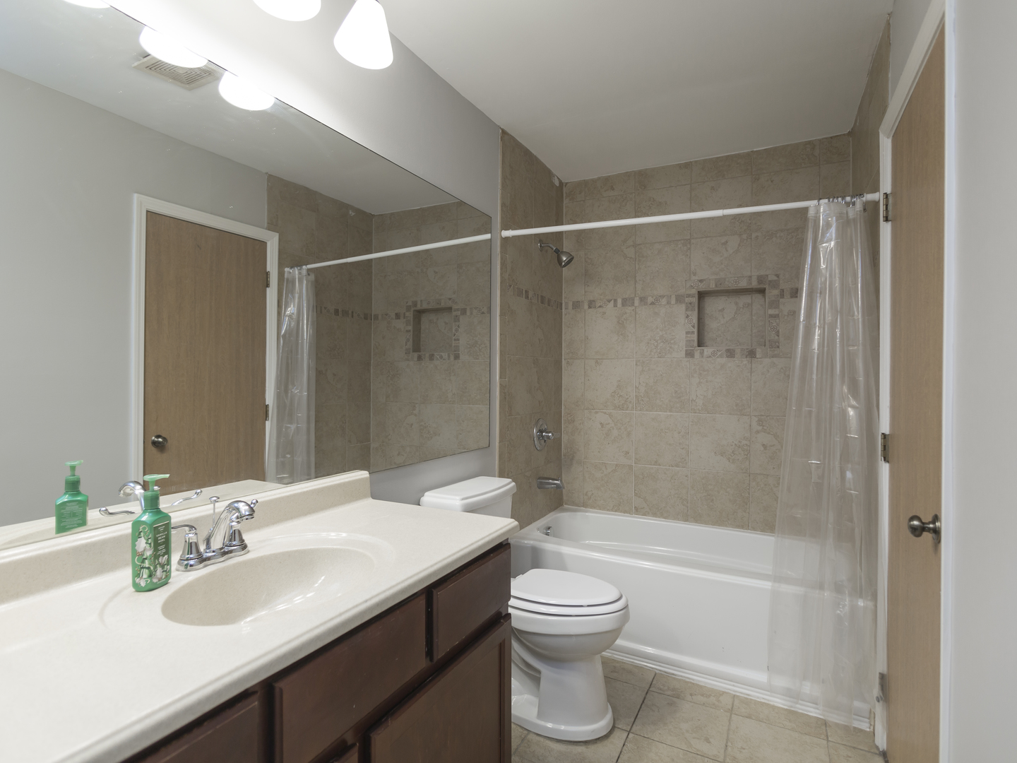 Hanover Park, IL 60133