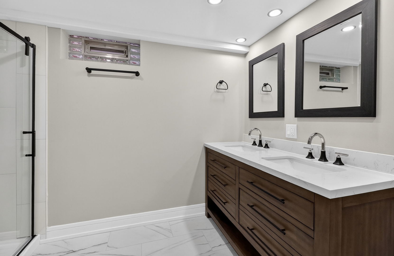 7624 W Ainslie Street, Harwood Heights, IL 60706