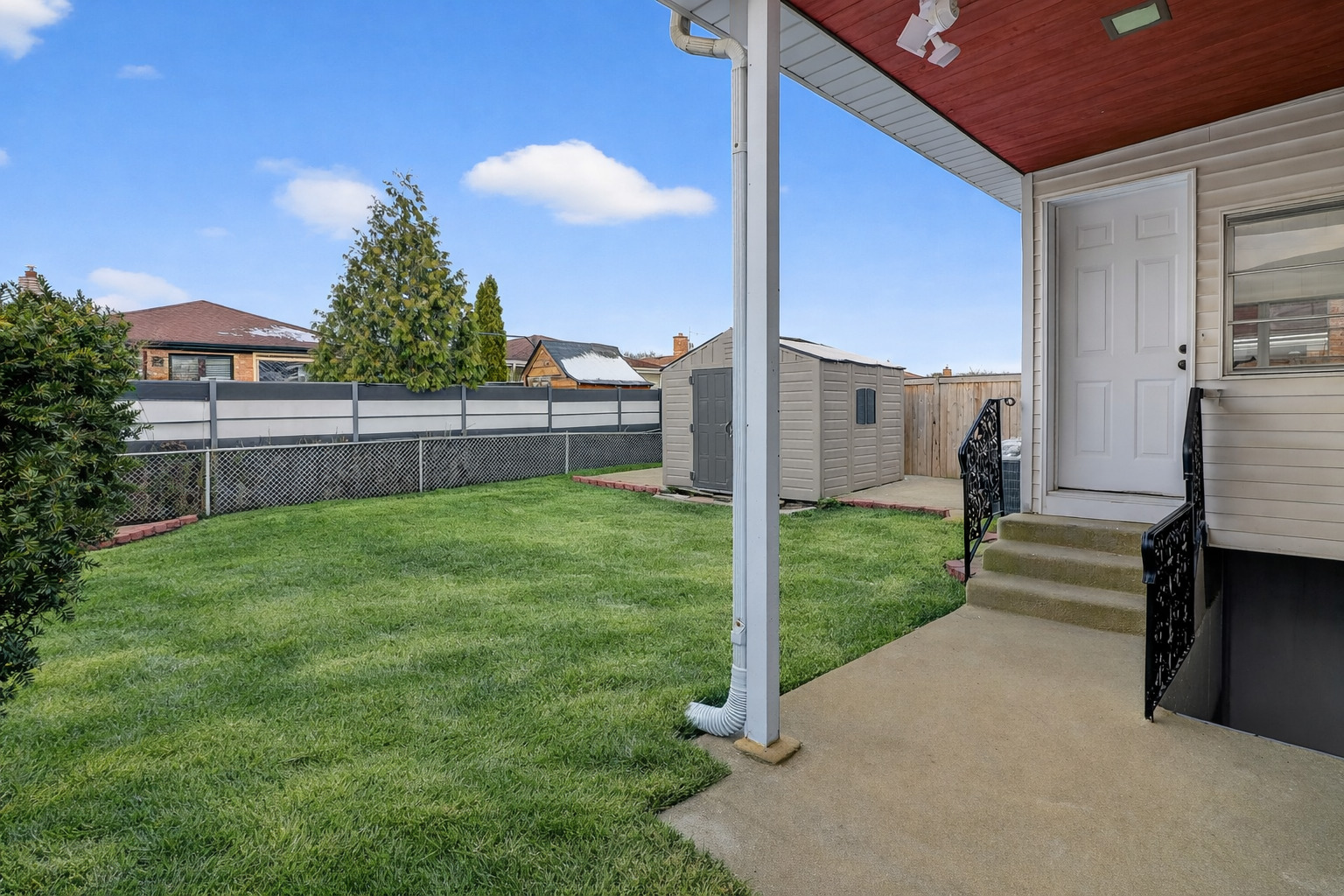 7624 W Ainslie Street, Harwood Heights, IL 60706