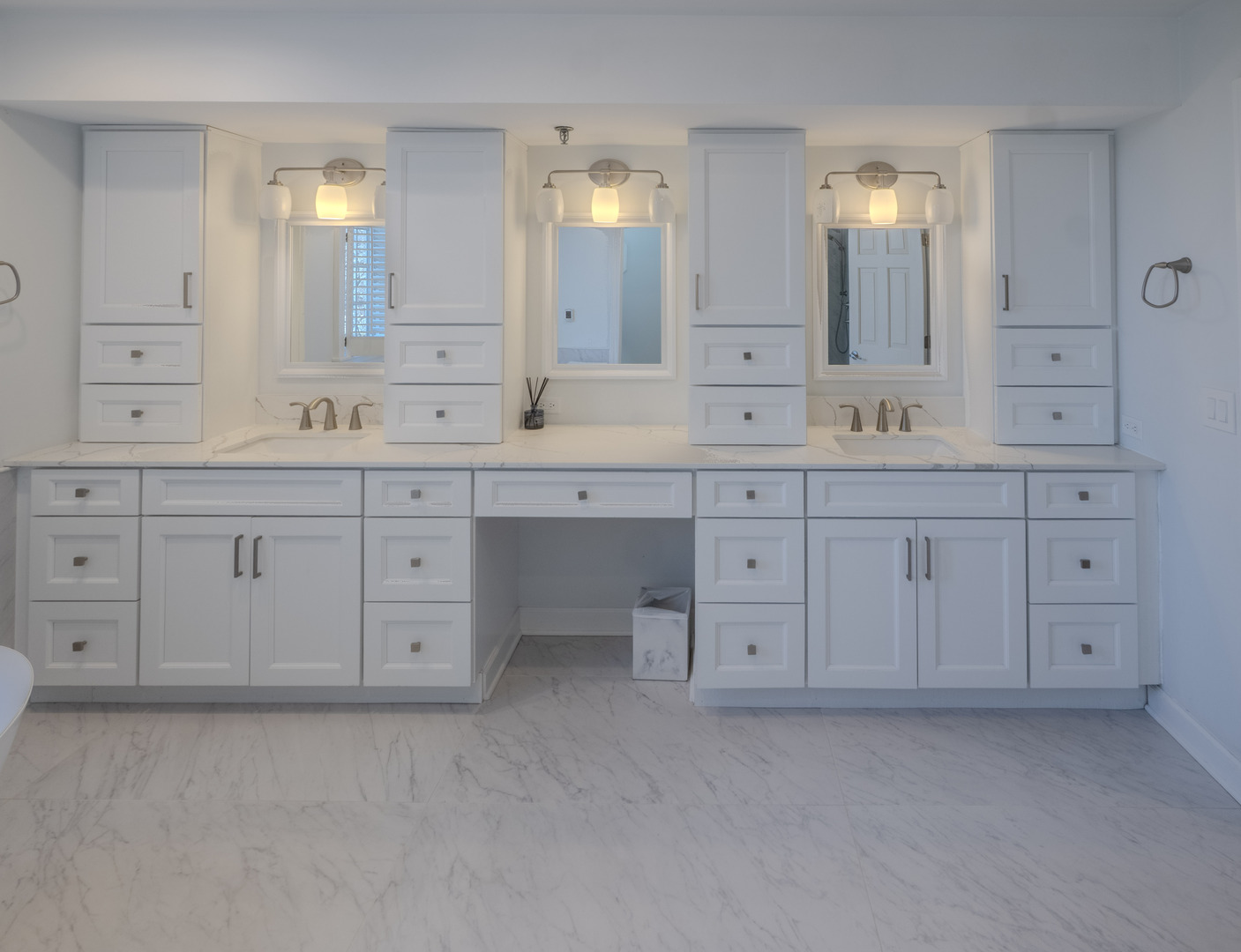 5152 BRIDLEWOOD Lane, Long Grove, IL 60047