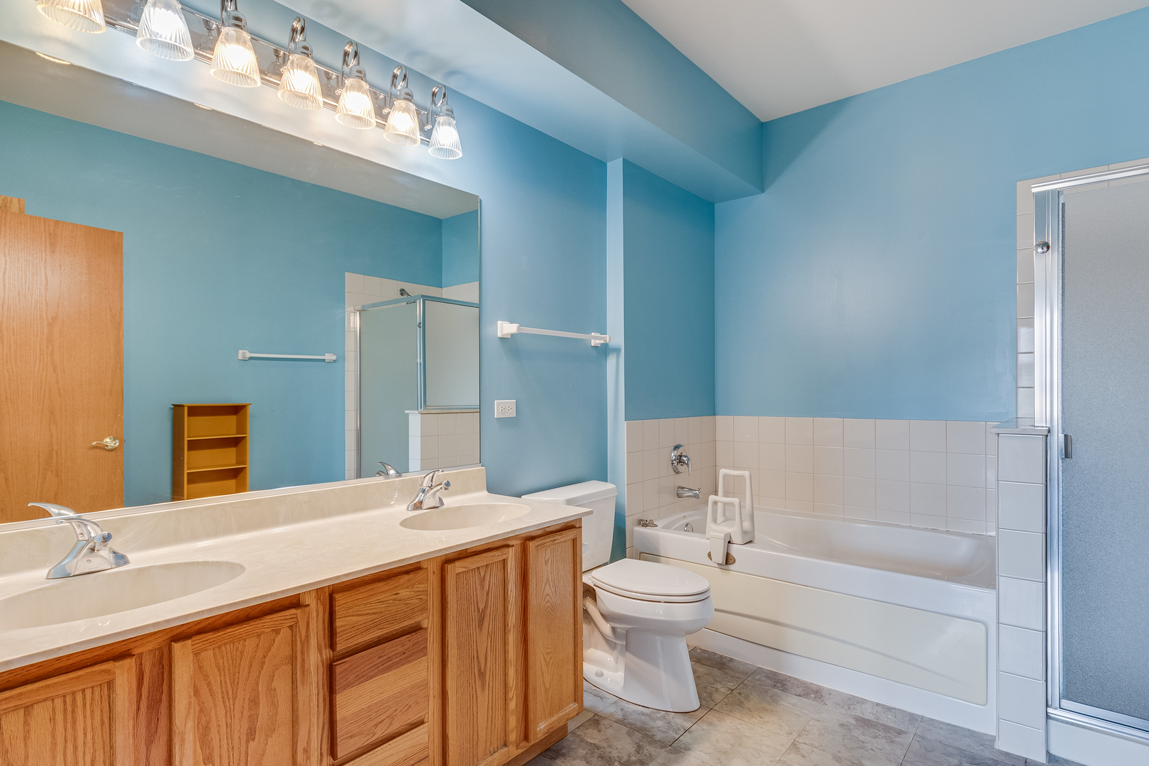 16134 Powderhorn Lake Way, Crest Hill, IL 60403