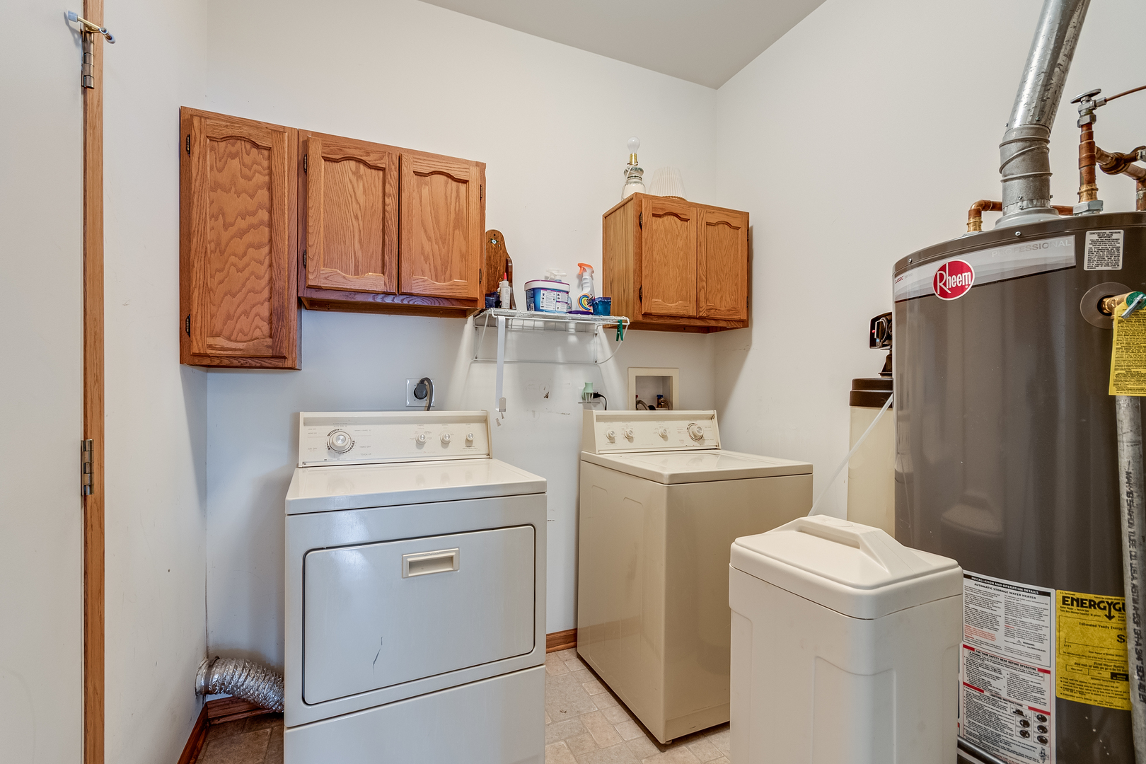 16134 Powderhorn Lake Way, Crest Hill, IL 60403