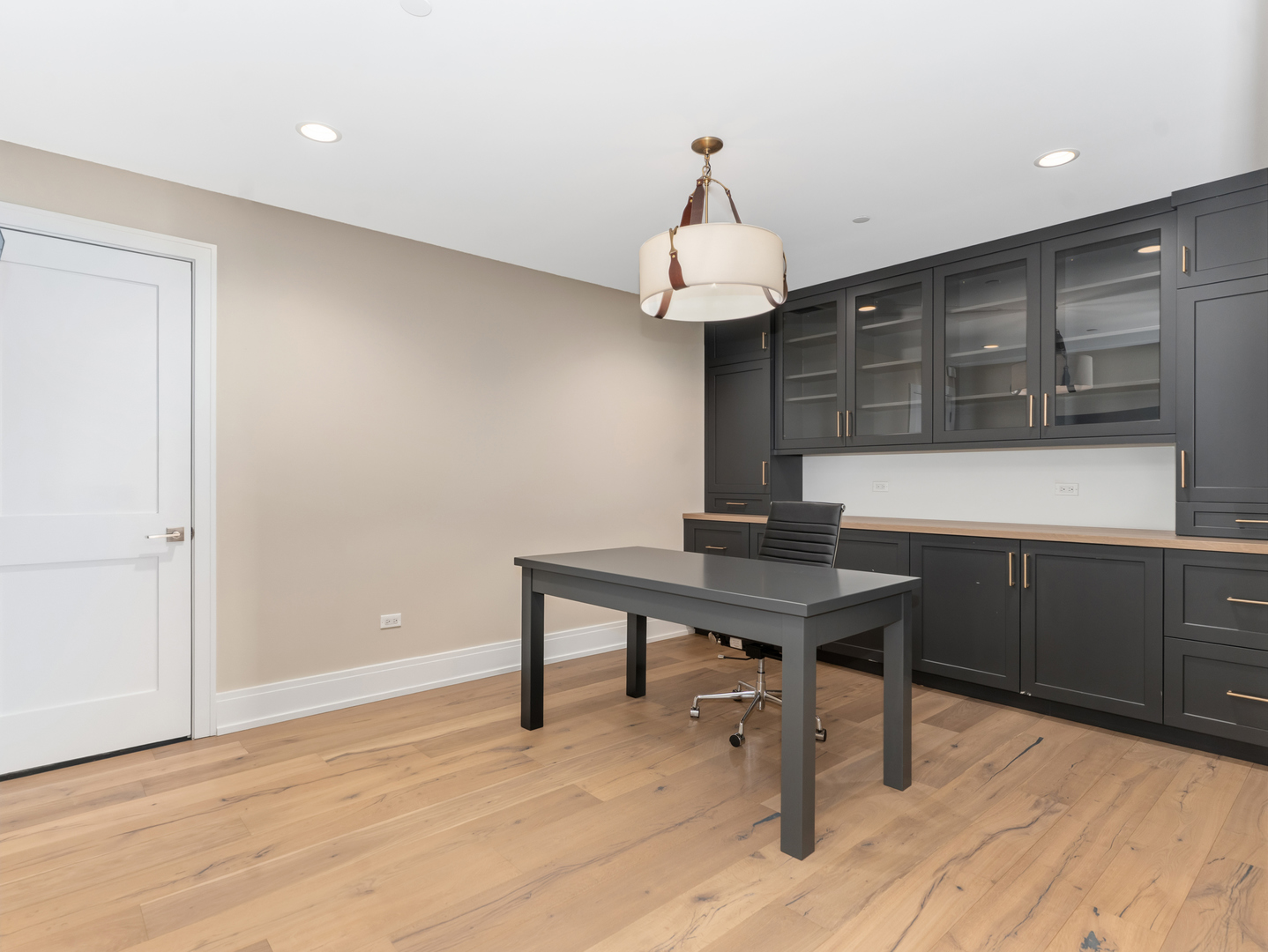 Naperville, IL 60540