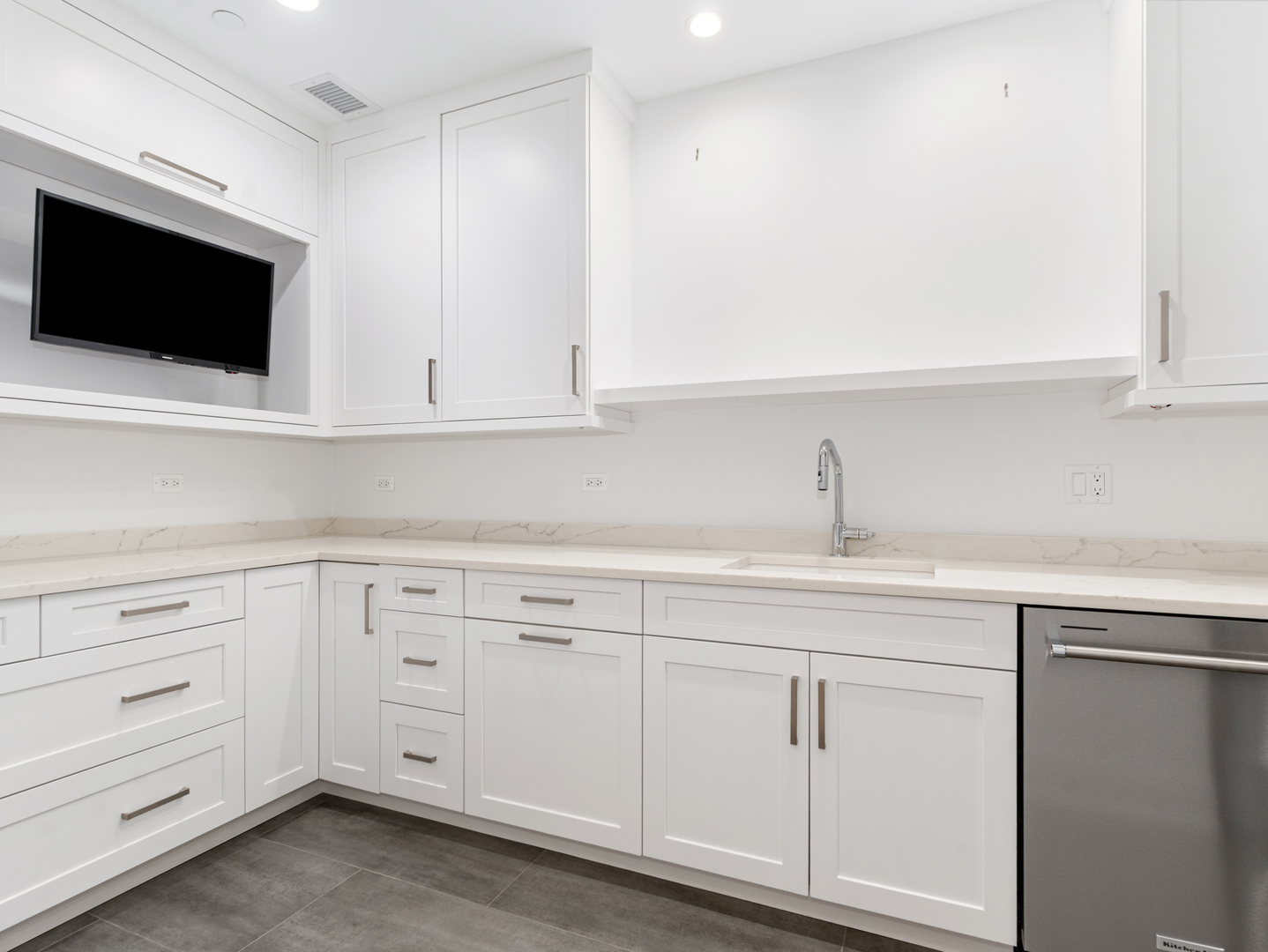 Naperville, IL 60540