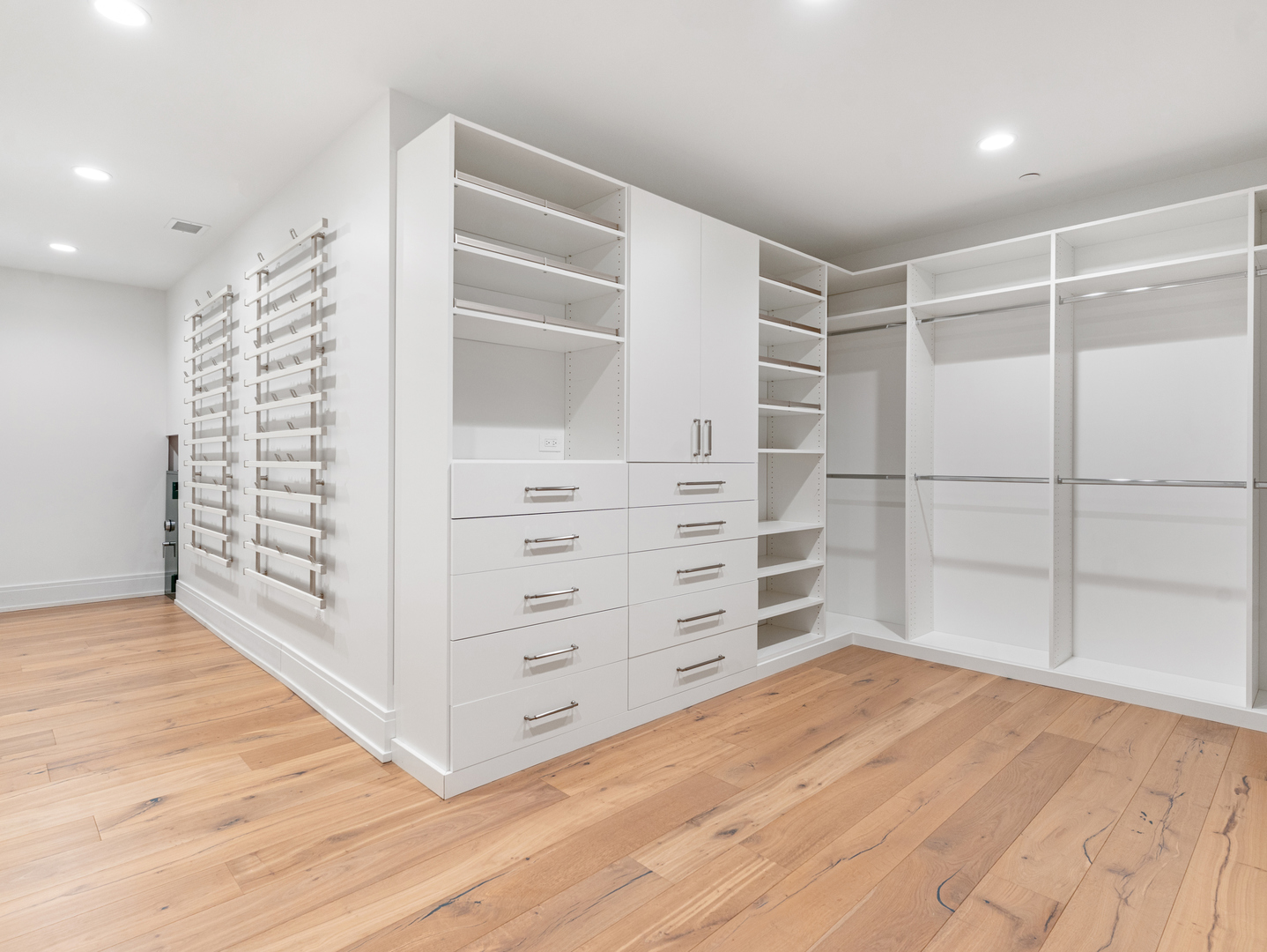 Naperville, IL 60540