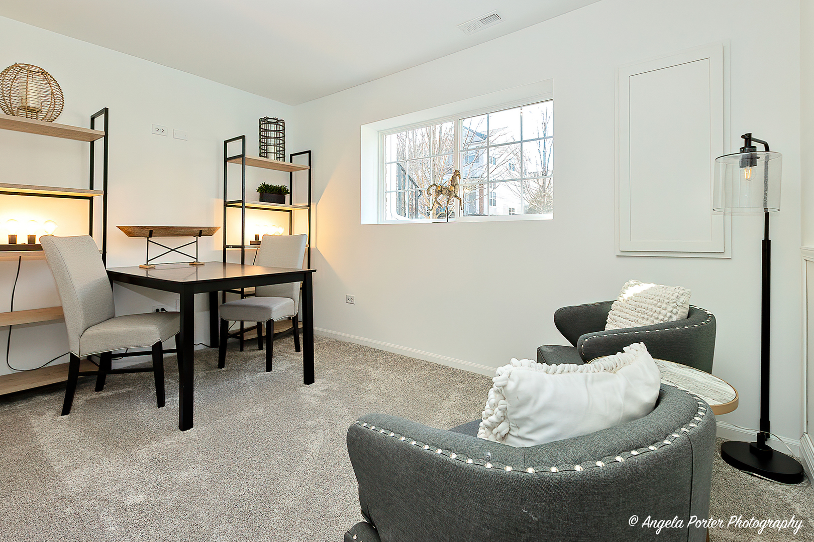 402 Neubauer Circle, Lindenhurst, IL 60046