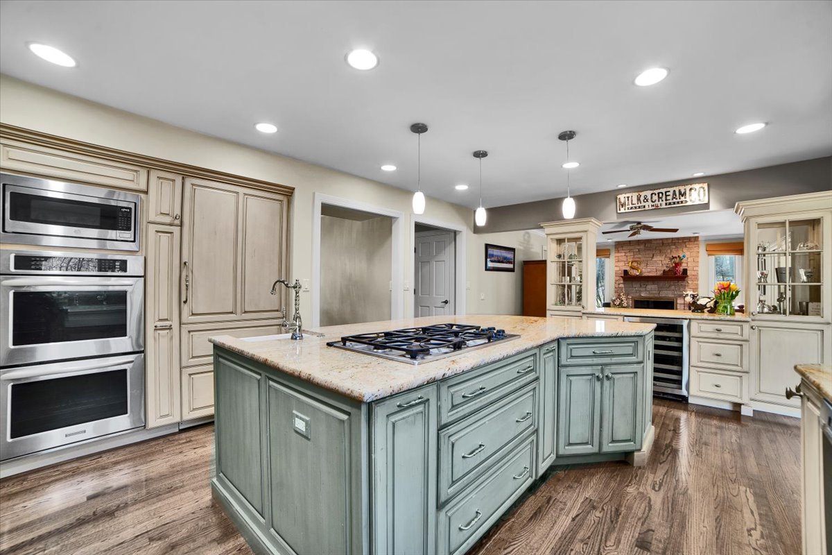 791 Duxbury Lane, Bartlett, IL 60103