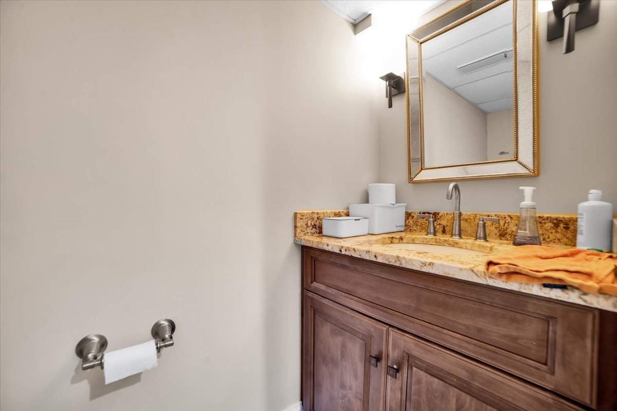 791 Duxbury Lane, Bartlett, IL 60103