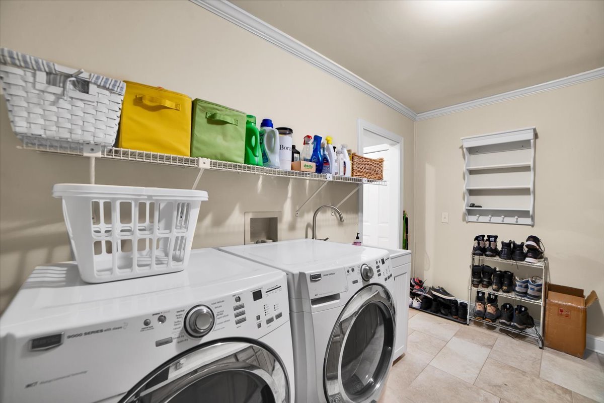 791 Duxbury Lane, Bartlett, IL 60103