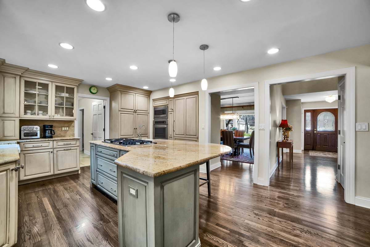 791 Duxbury Lane, Bartlett, IL 60103