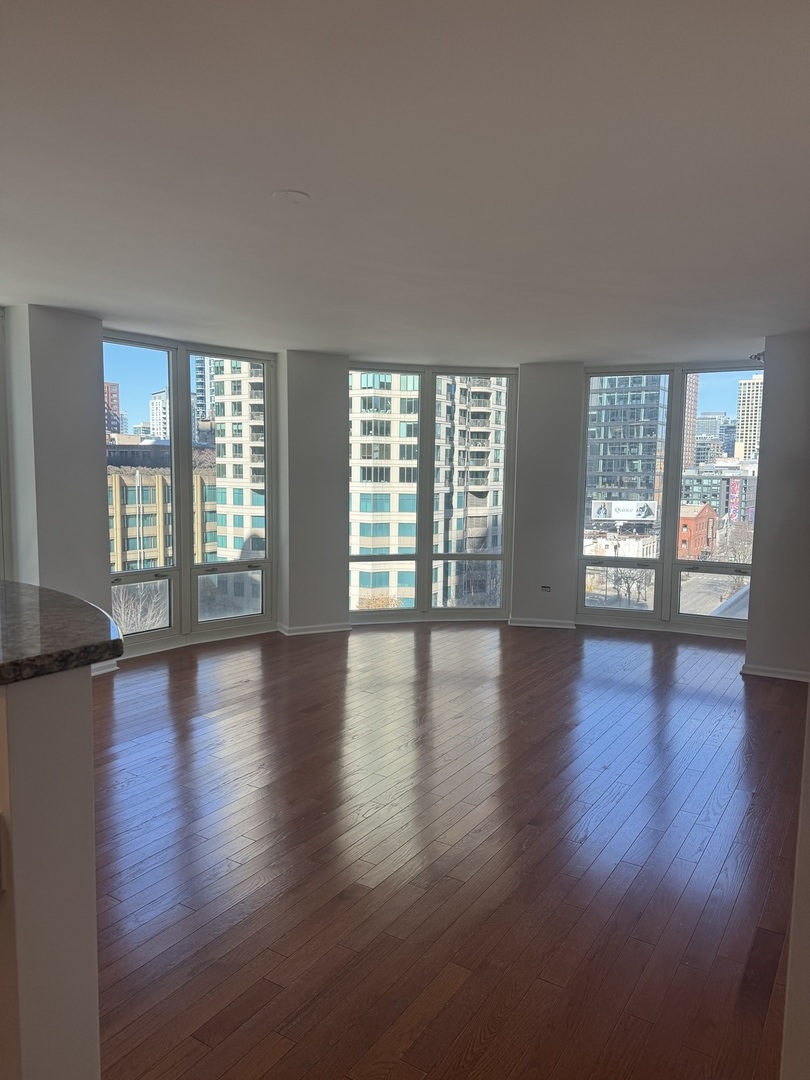 345 N La Salle Drive #801, Chicago, IL 60654