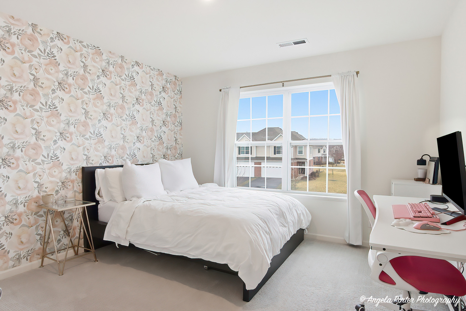 1213 Draper Road, McHenry, IL 60050