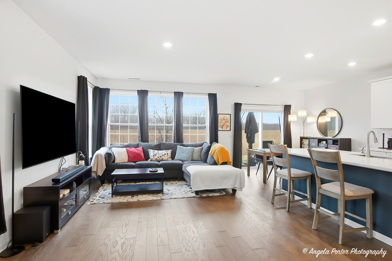 1213 Draper Road, McHenry, IL 60050