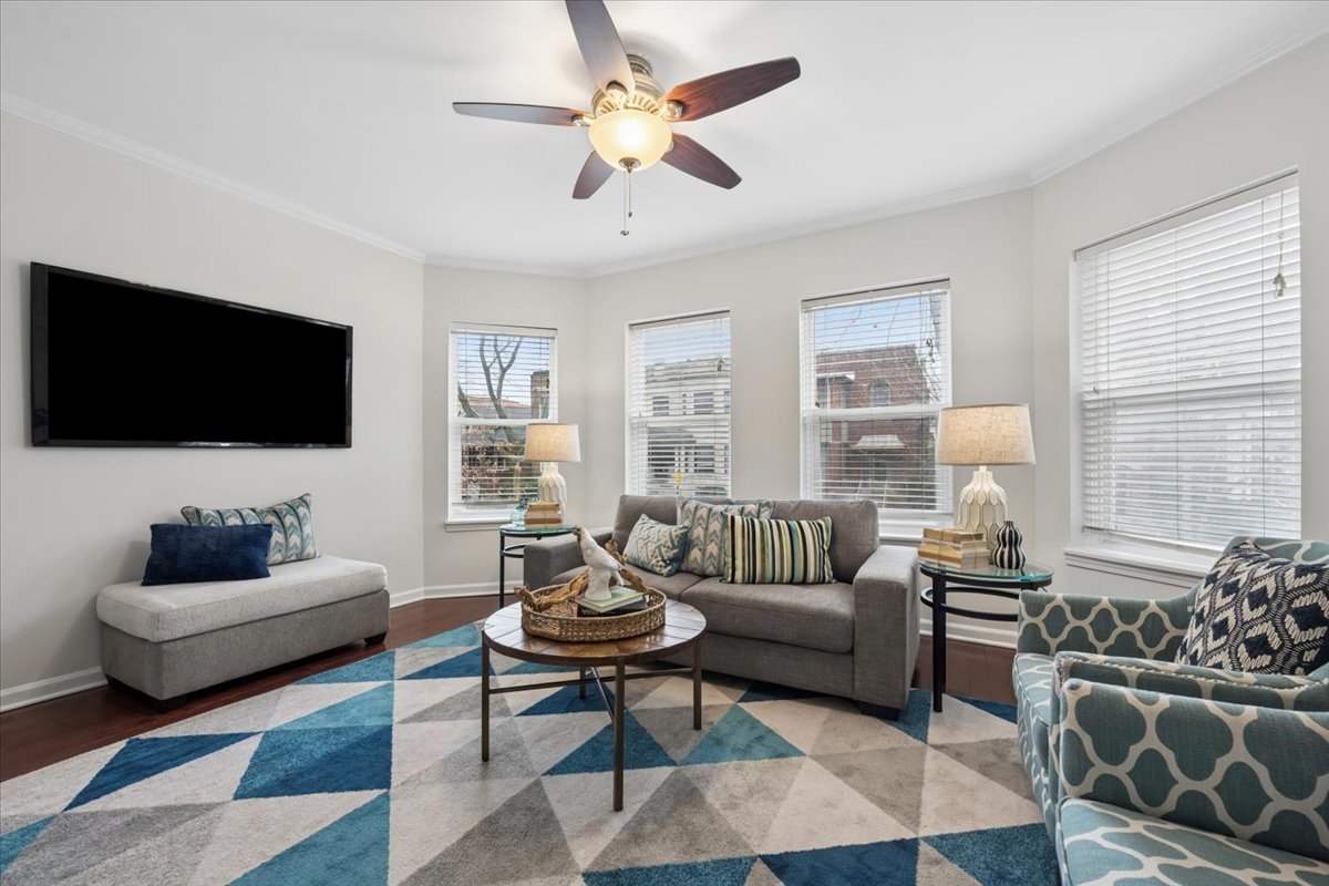 1419 W Catalpa Avenue #1N, Chicago, IL 60640