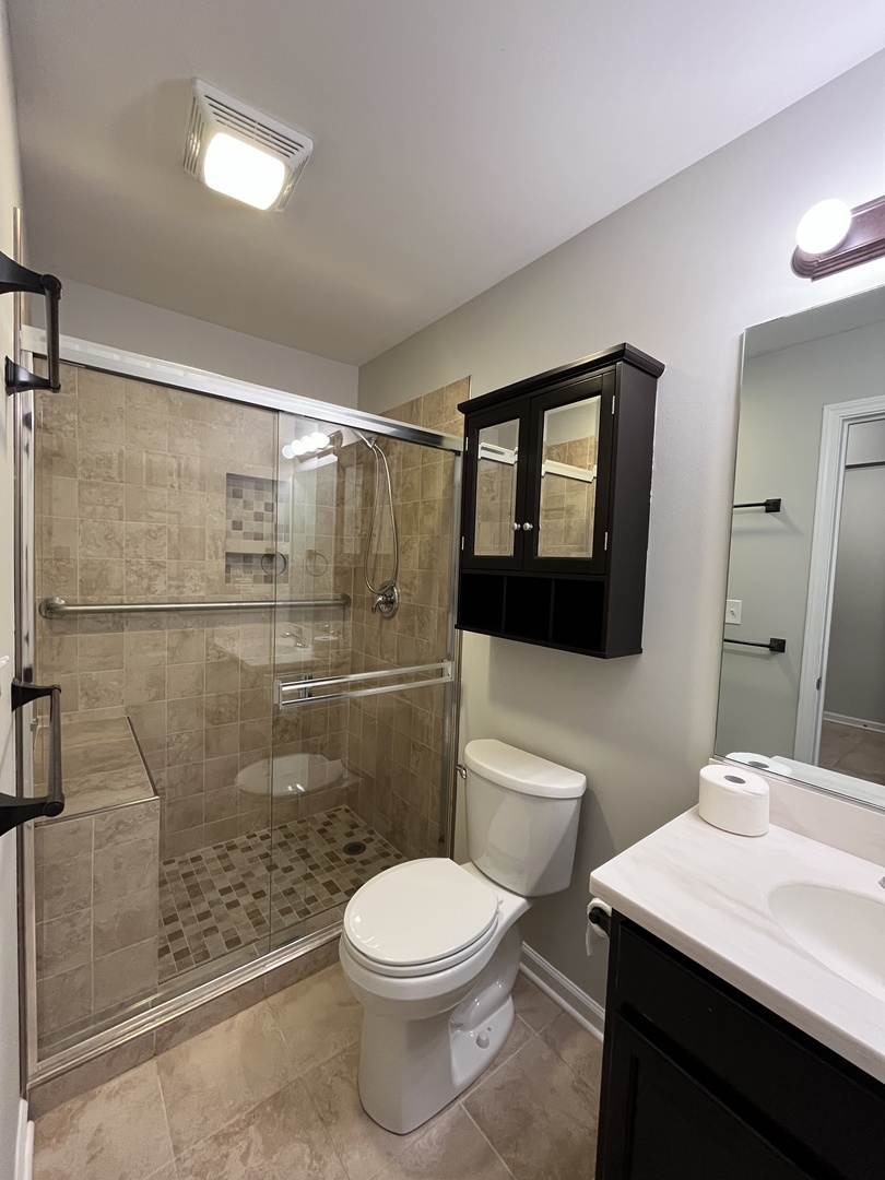 5201 Carriageway Drive #C317, Rolling Meadows, IL 60008