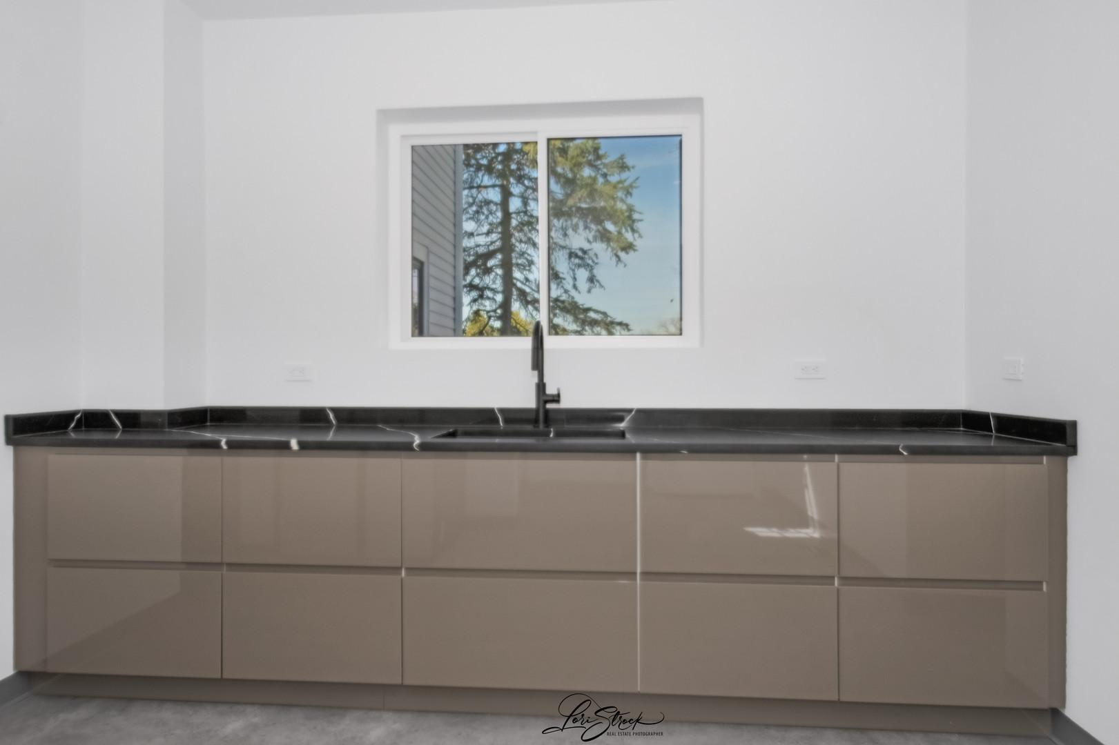 217 W Main Street, Lake Zurich, IL 60047