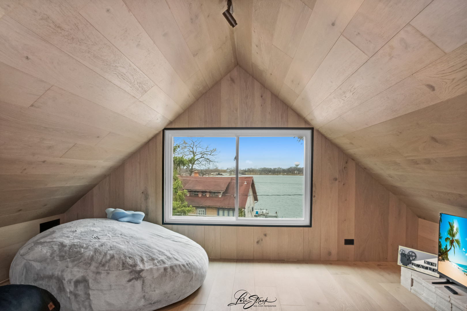 217 W Main Street, Lake Zurich, IL 60047