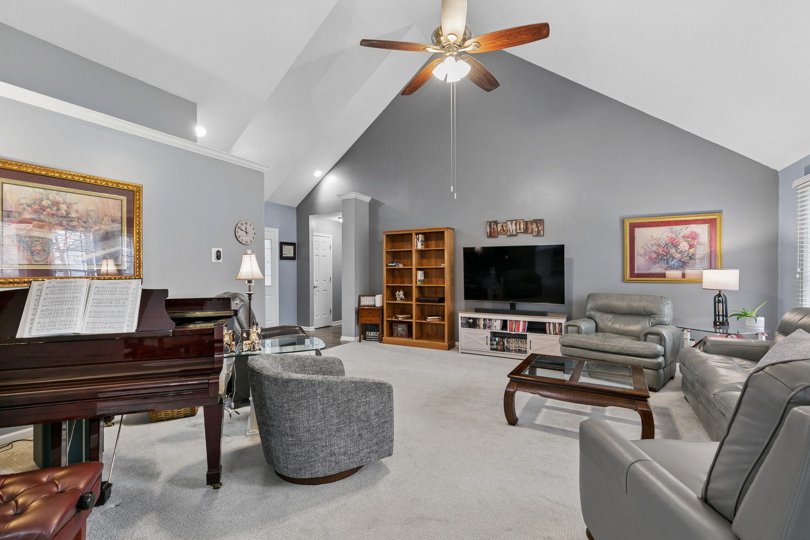 313 S Elm Street, Manteno, IL 60950