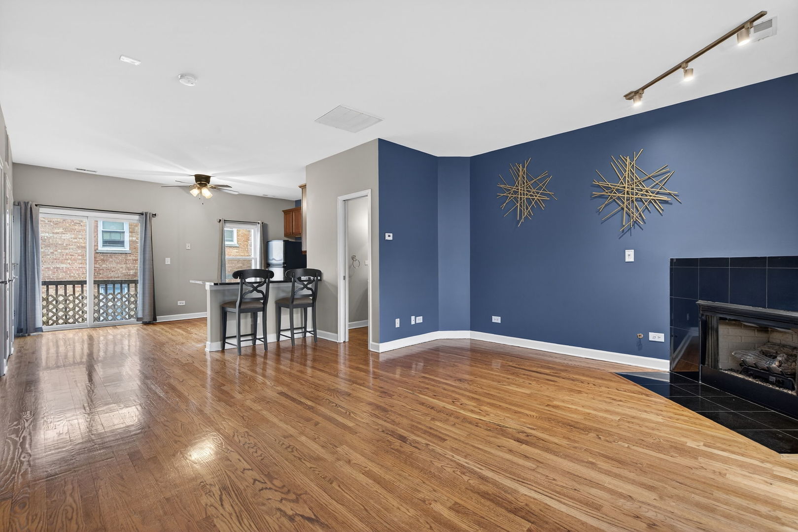 10420 S Walden Parkway, Chicago, IL 60643