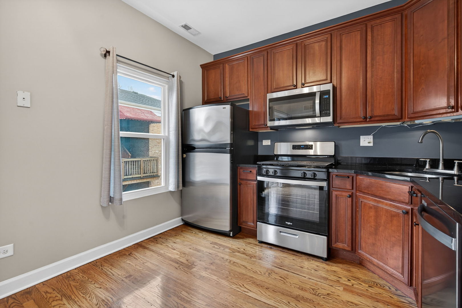 10420 S Walden Parkway, Chicago, IL 60643