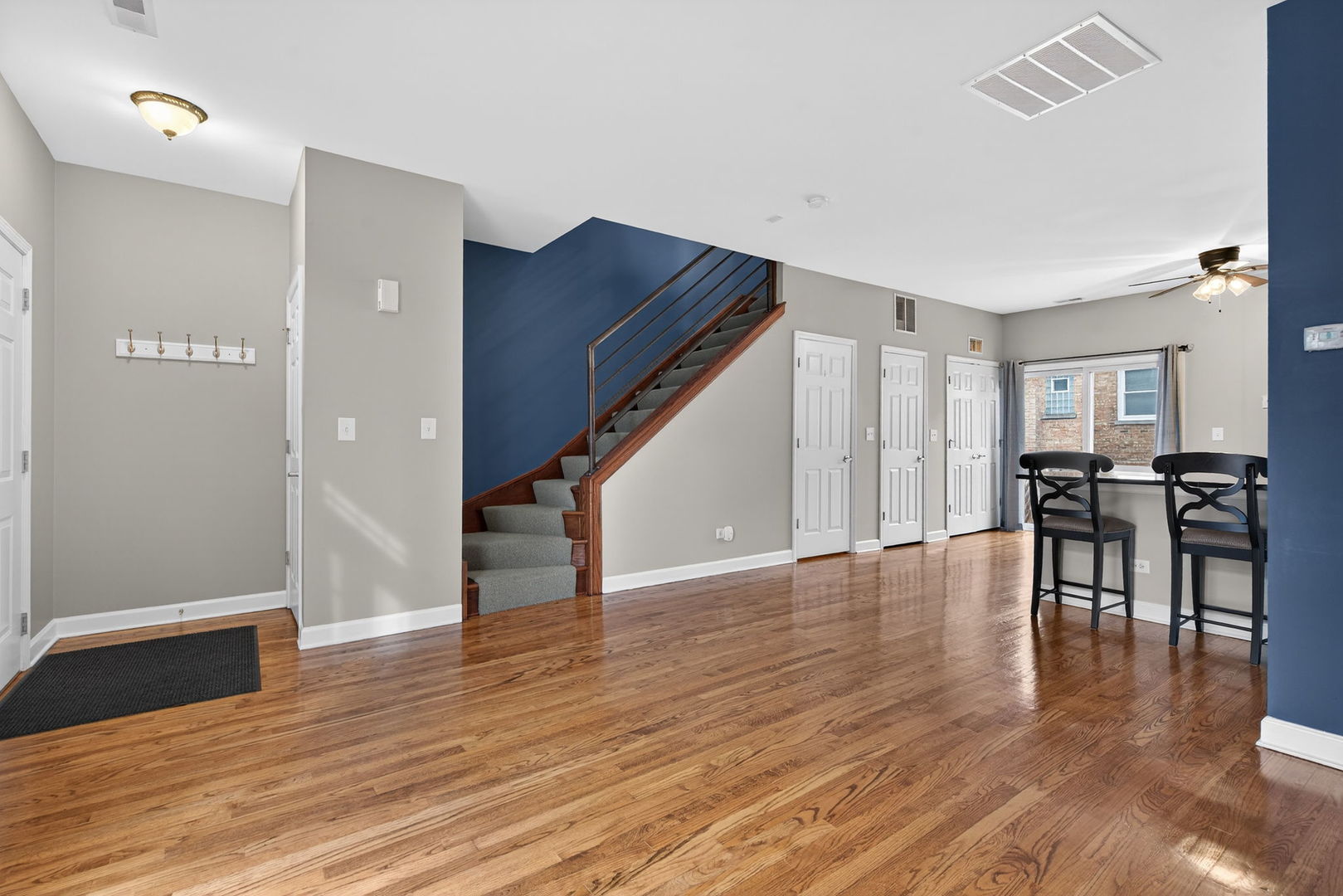 10420 S Walden Parkway, Chicago, IL 60643