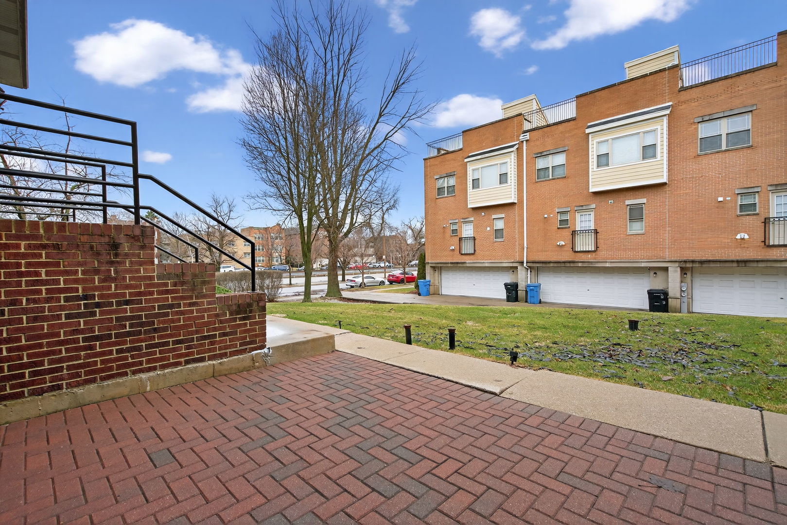 10420 S Walden Parkway, Chicago, IL 60643