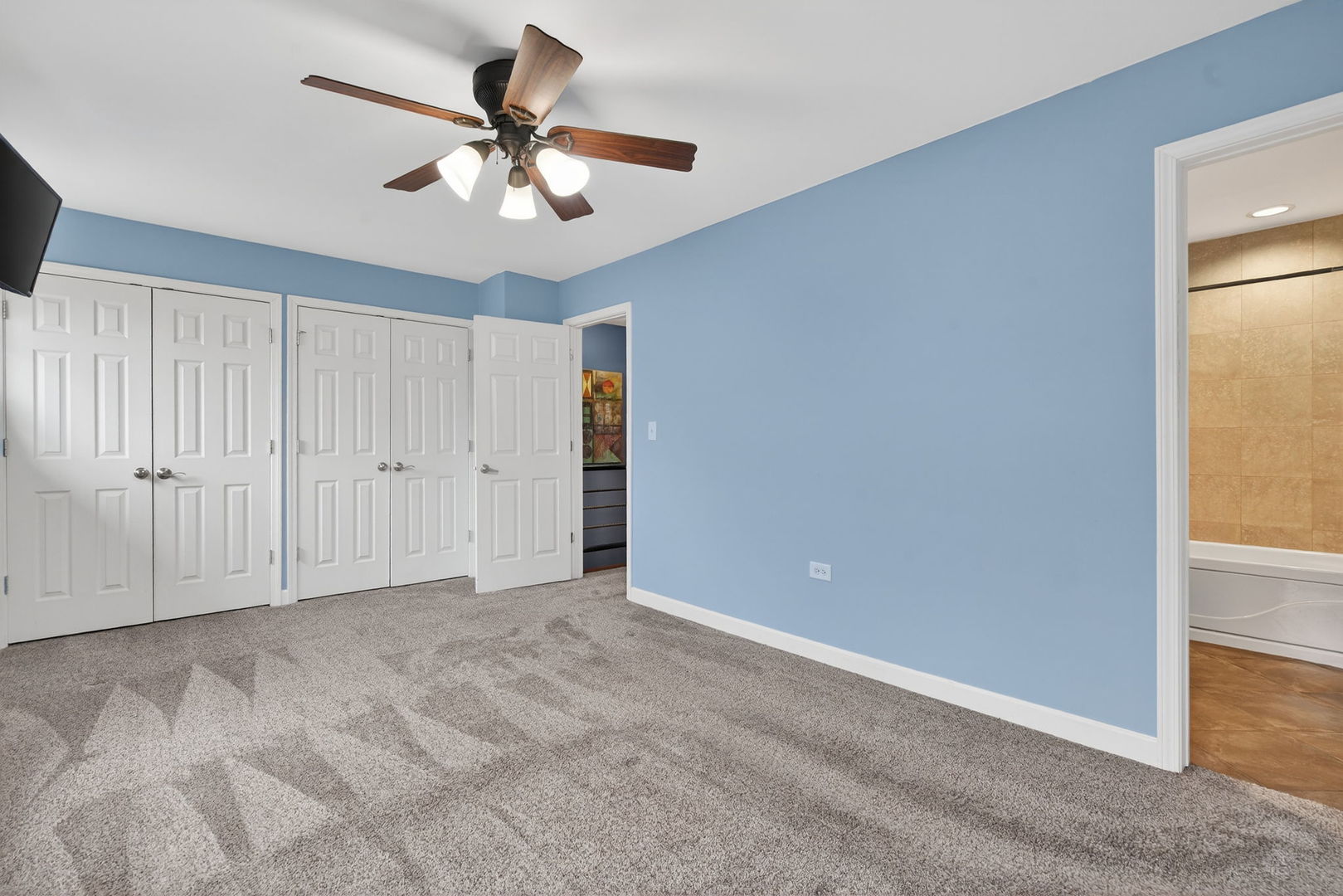 10420 S Walden Parkway, Chicago, IL 60643