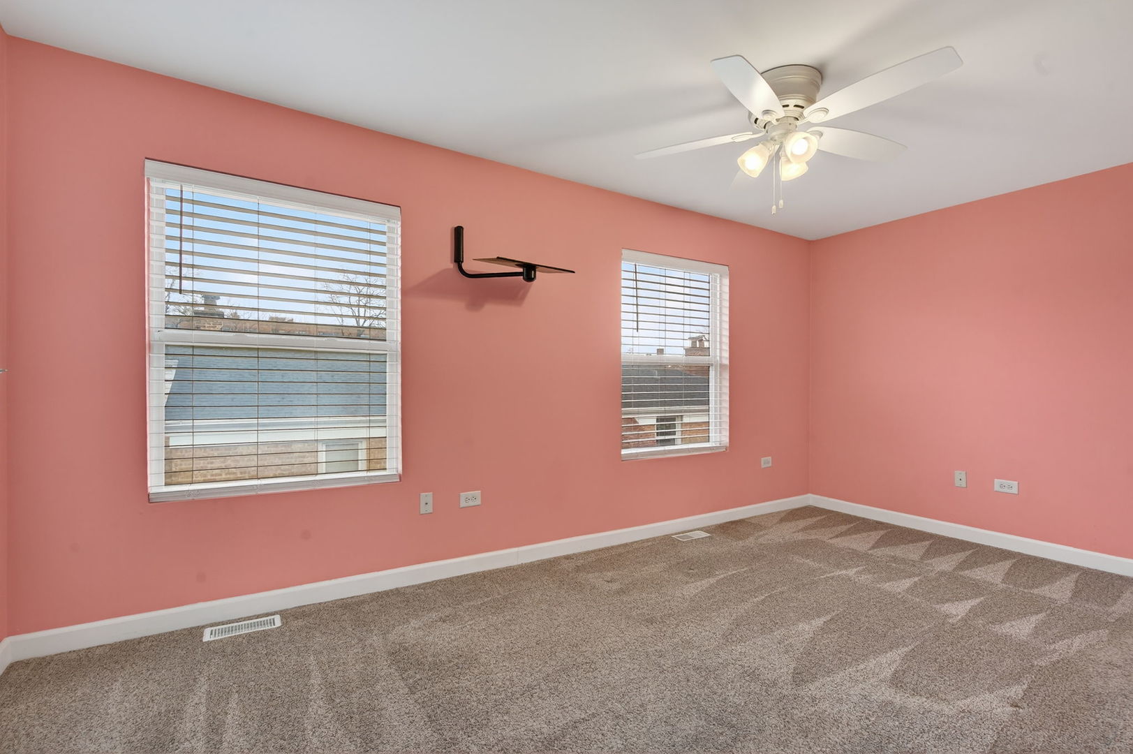 10420 S Walden Parkway, Chicago, IL 60643