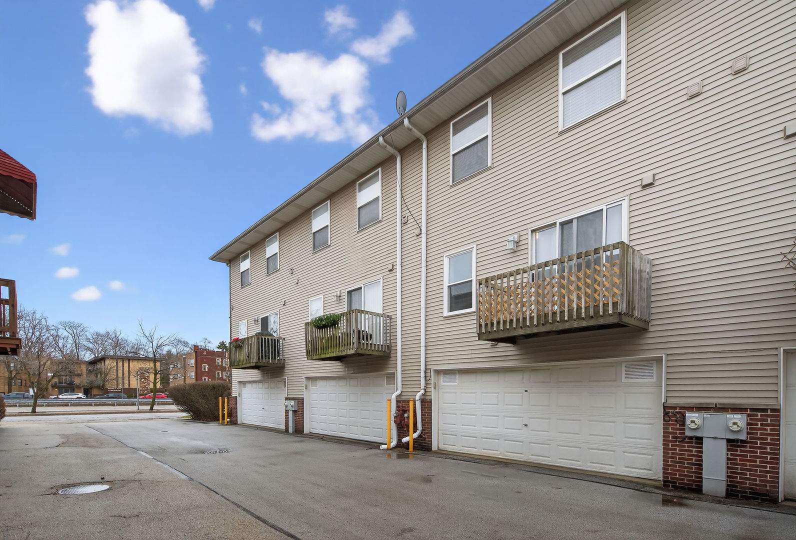 10420 S Walden Parkway, Chicago, IL 60643