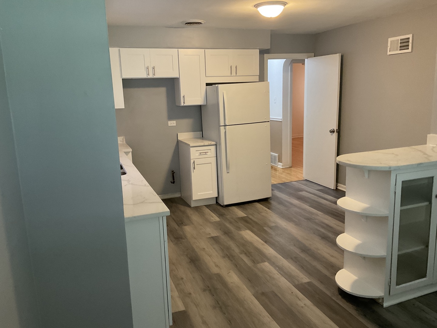 10929 S Eberhart Avenue, Chicago, IL 60628