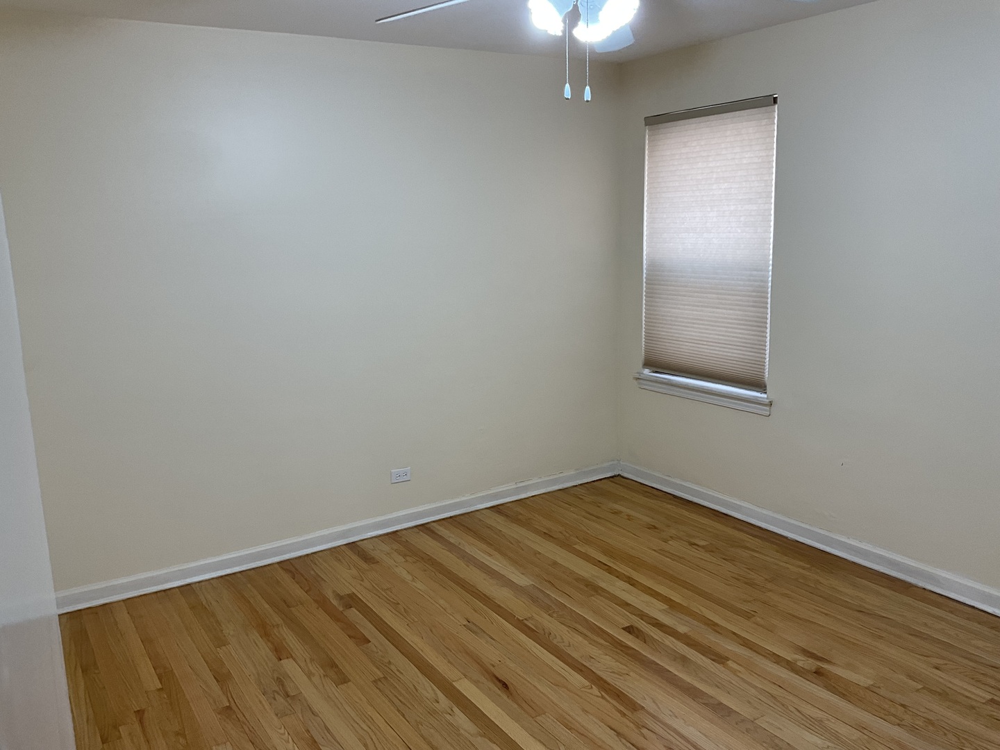 10929 S Eberhart Avenue, Chicago, IL 60628